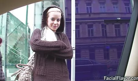 Nick geiler hausfrauensex fickte die pathetischen Schlampen Elaine und Elsa
