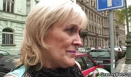In einem hausfrauen sex privat sexy Outfit