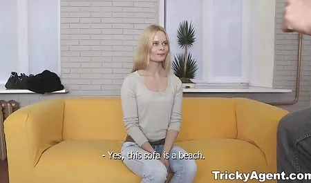 Zweiloch-Doppellochhitze in hausfrauen sex markt Tina Kai