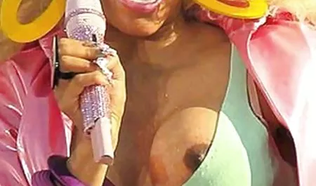 Erste anale geile hausfrauen sex Masturbation