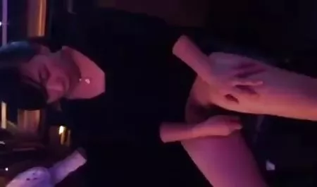Ich hausfrauensex gratis habe Sex für ein monatliches Einkommen nicht verweigert