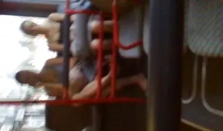 Sasha Blonde liebt es, für deutsche hausfrau sex die Kamera zu posieren